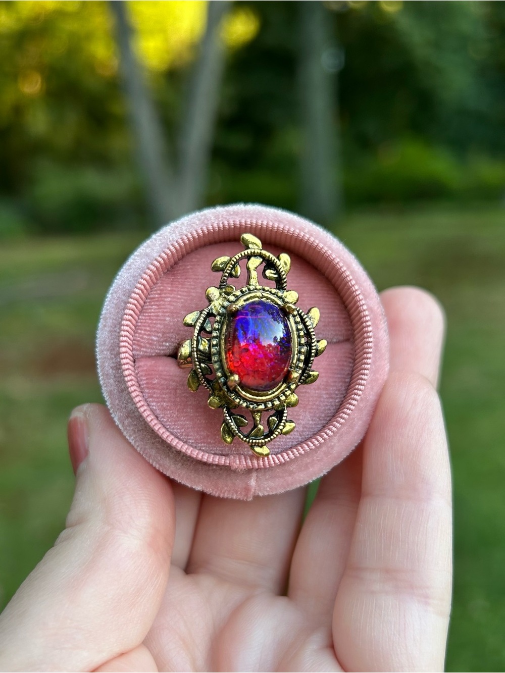 Dragon’s Breath Antique-Style Gold Tone Costume Iridescent Glass Ring